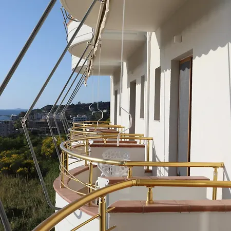 Hotel Doko Radhimë